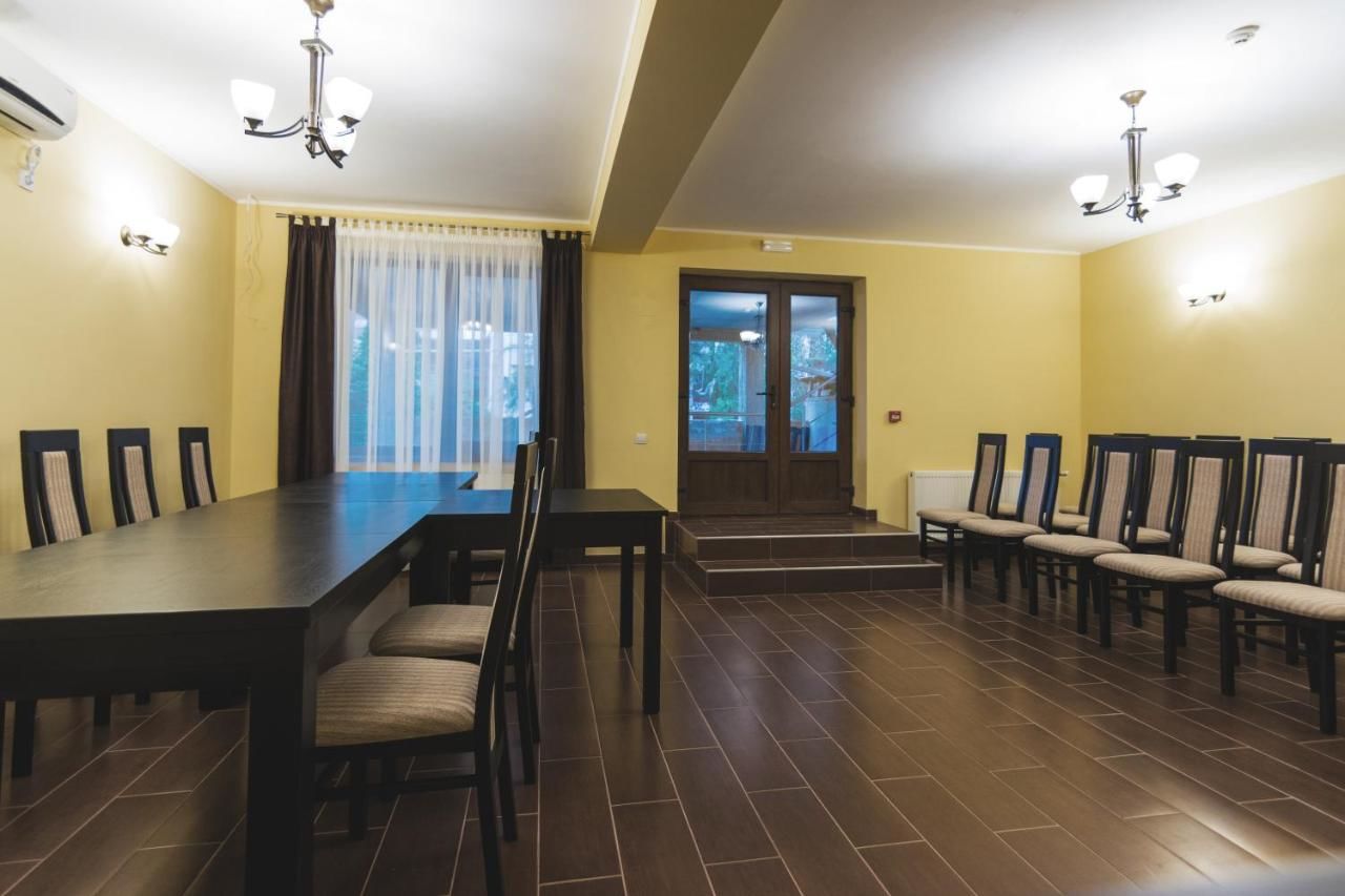 Отели типа «постель и завтрак» Vila Aris Яссы-22